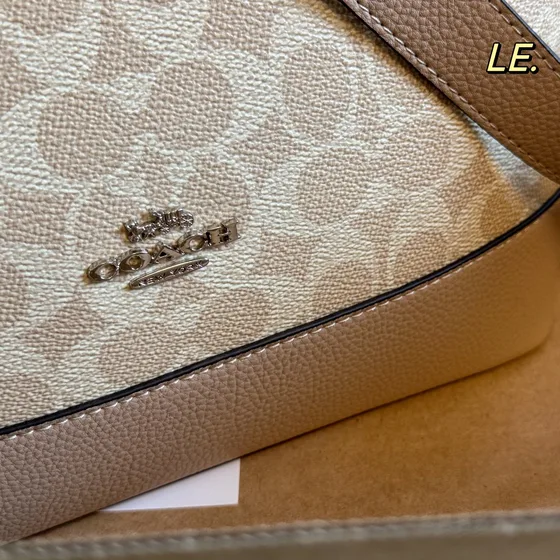 Coach Legacy Bucket Bag In Signature Kanvas Putih Taupe Crossbody