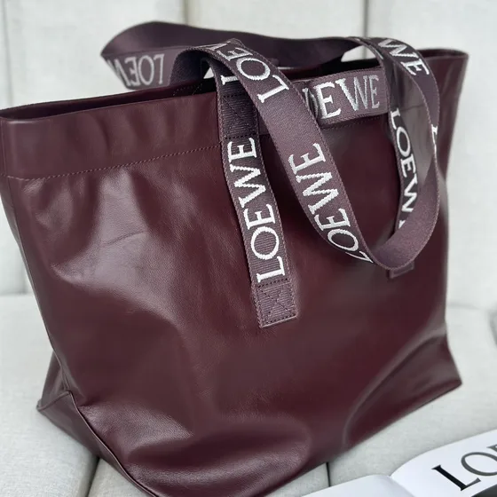 Loewe Fold Shopper نبيتي Tote Bag