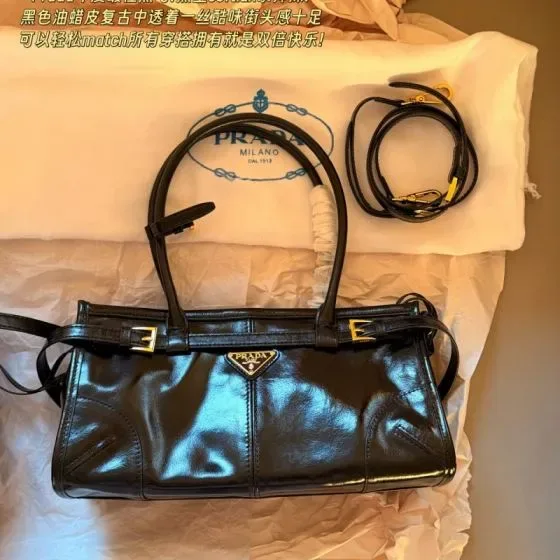Prada Medium Leather Top-Handle Bag Black Top Handle