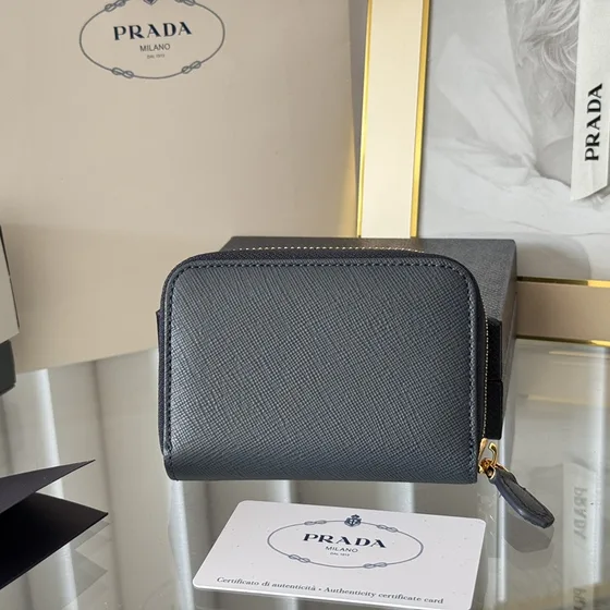 Prada Saffiano Triangle Logo Zip Coin Purse Nero Coin Purse