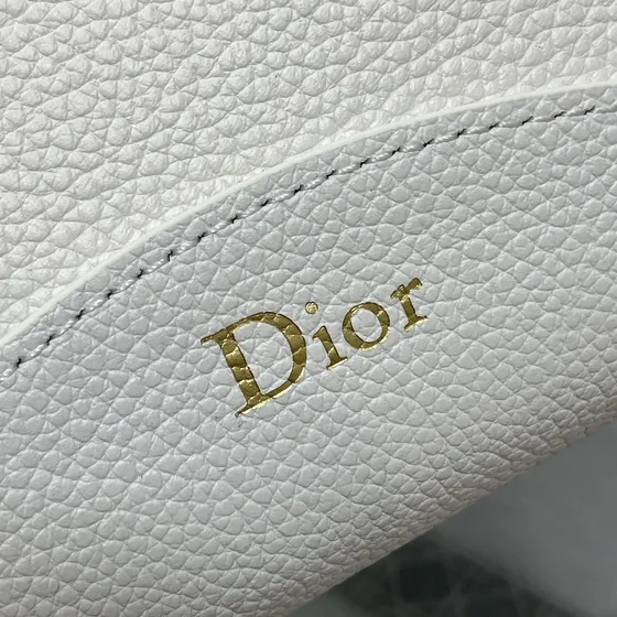 Dior Medium C'Est Dior Bag Beyaz Omuz çantası