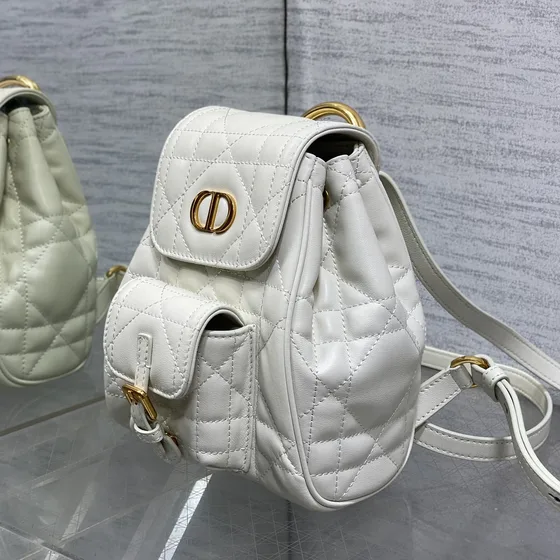 Dior Dior Caro Mini Backpack สีขาว Backpack
