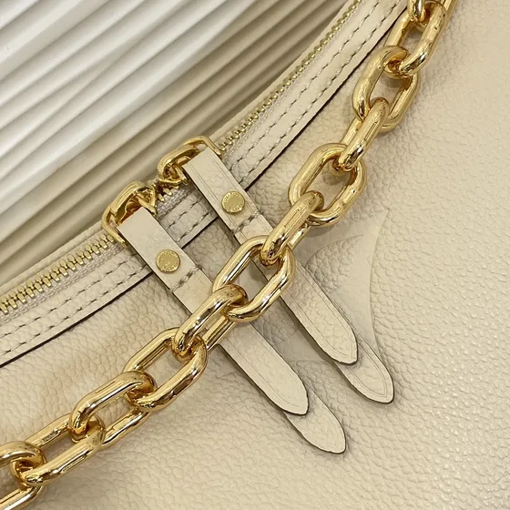 Louis Vuitton Loop Hobo Crème Blanc Hobo