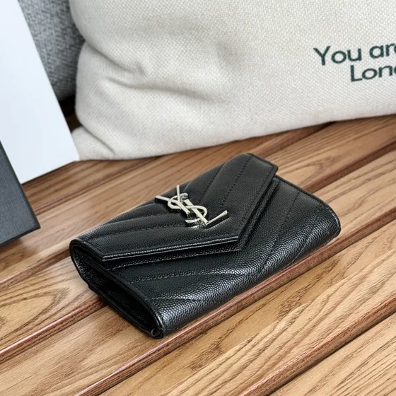 YSL Cassandre Matelassé Envelope Brieftasche Schwarz Brieftasche