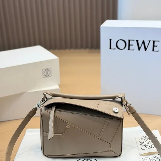 Loewe Puzzle Bag Zwart Crossbody
