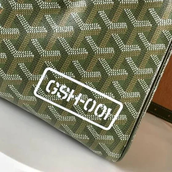 Goyard สีเขียว travel สีเขียว Goyardine