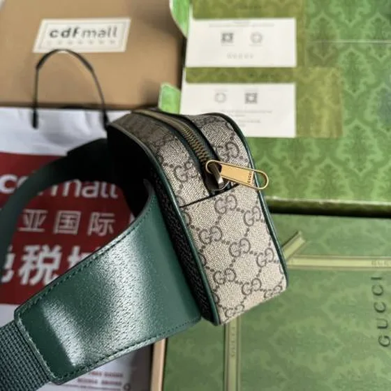 Gucci GG Verde Negro GG lona with Verde piel crossbody