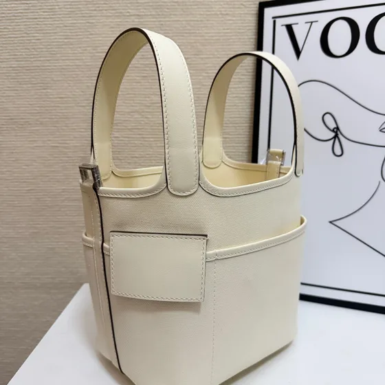 Hermes Picotin Lock Blanco Asa superior