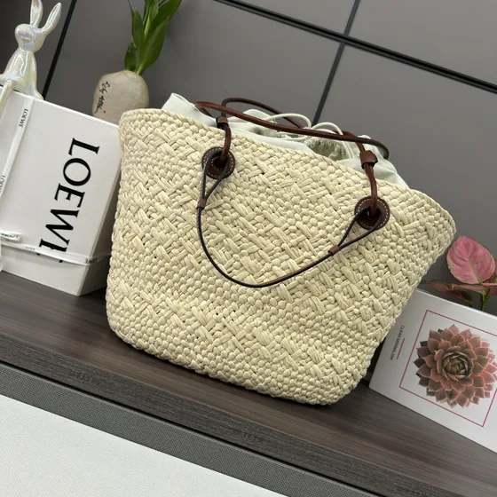 Loewe Anagram Basket Bag Beige Kass