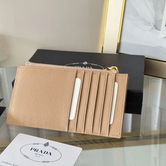 Prada Saffiano Triangle Logo Zipper Card Holder สีครีม Card Holder