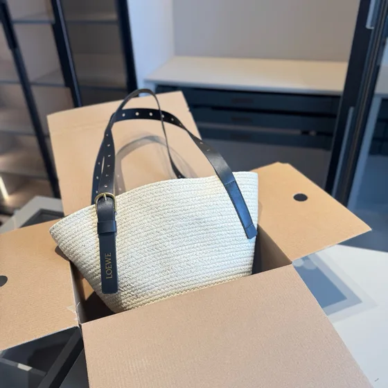 Loewe Basket Bag Natural Raffia Beige Shoulder Bag Tote Bag