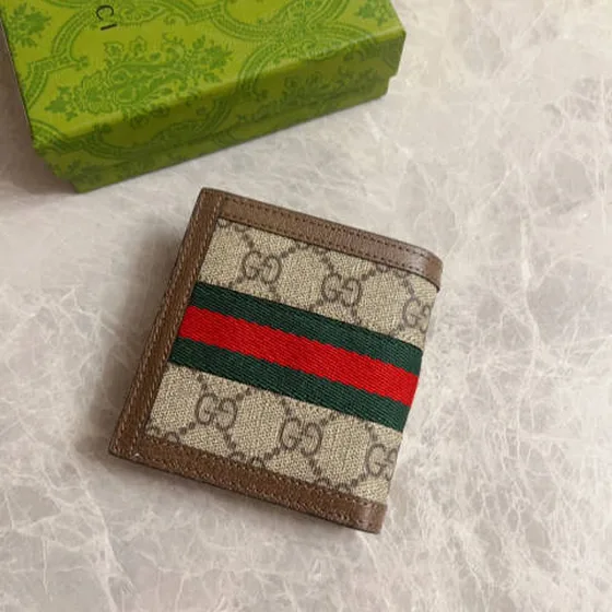 Gucci Ophidia GG Supreme بيج Ebony with بني short everyday