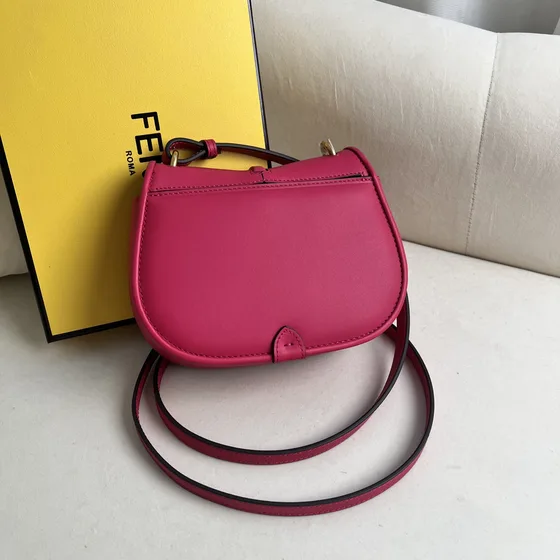Fendi C’Mon Mini أحمر Crossbody