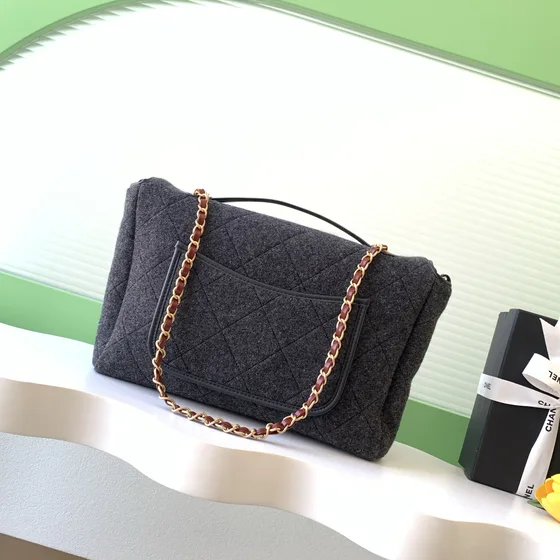 Chanel Classic Flap Dark رمادي Flap Bag