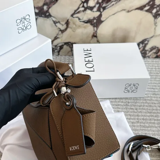 Loewe Puzzle Bag Marron Anse supérieure