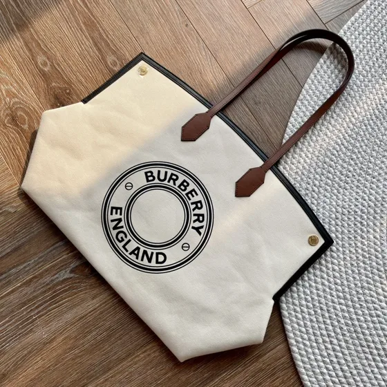 Burberry Logo Graphic Canvas Society Tote Natural White Brown Tote Bag
