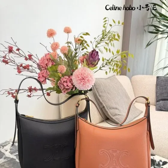 Celine Triomphe Hobo Noir/Orange Hobo