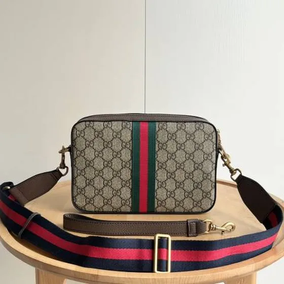 Gucci Camera bag Beige Ebony GG Supreme crossbody