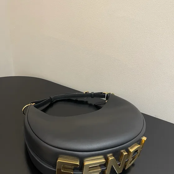 Fendi Ava Bag Siyah Hobo
