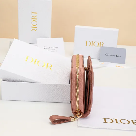 Dior Dior Caro Compact Zipped Wallet Rose สีชมพู Wallet