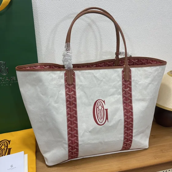 Goyard Saint Louis Tote Bag Pm White Burgundy Tote Bag