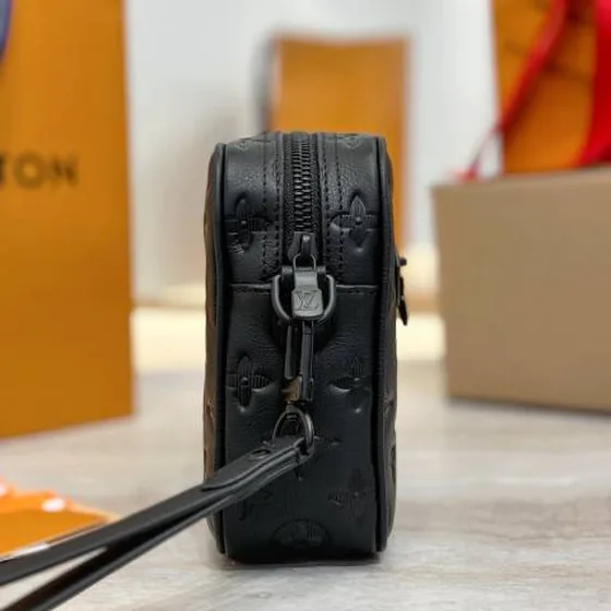 Louis Vuitton Kasai Negro Monogram Empreinte everyday