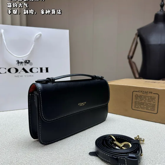 Coach Hitam Crossbody