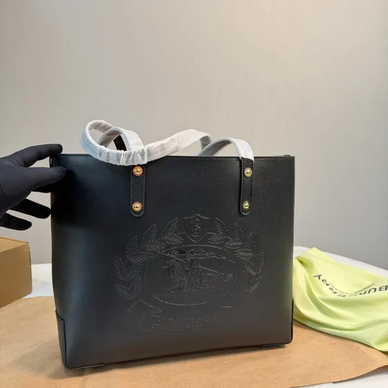 Burberry Embossed Ekd Pelle Borsa tote Nero Borsa tote
