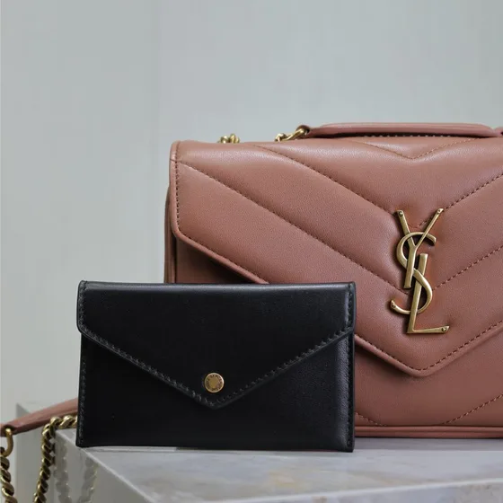 YSL Cassandre Envelope Chain Portefeuille Vintage Rose Crossbody