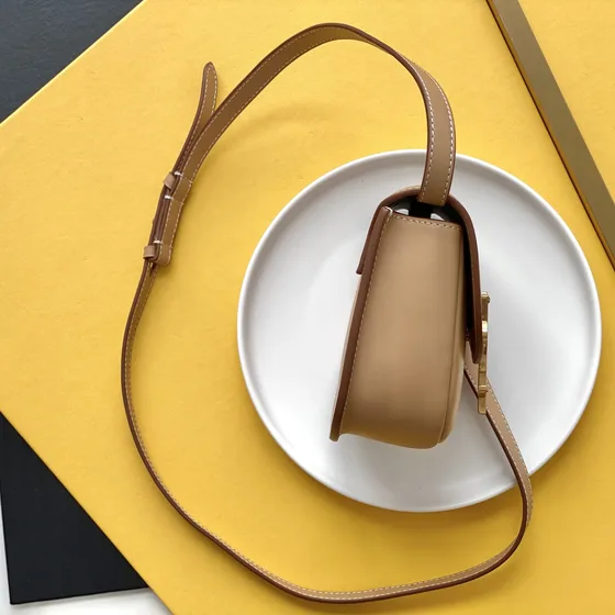 YSL Kaia สีครีม Crossbody