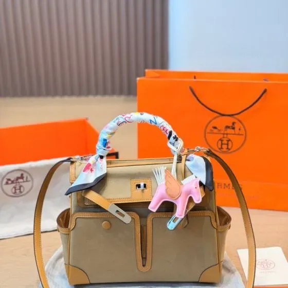 Hermes Kelly Lakis Beige Natural Top Handle