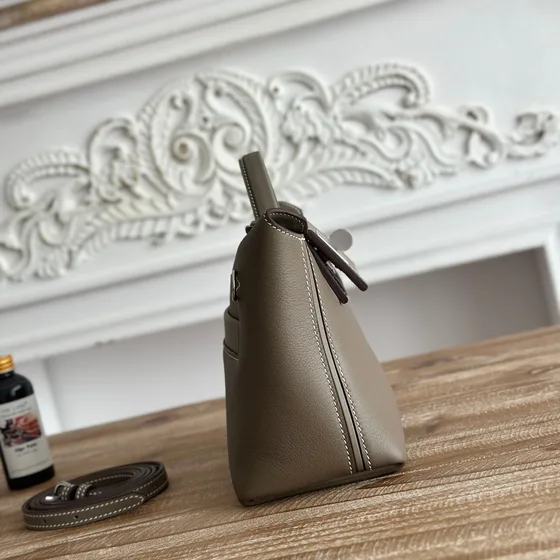 Hermes 24 24 Etoupe Grey Top Handle