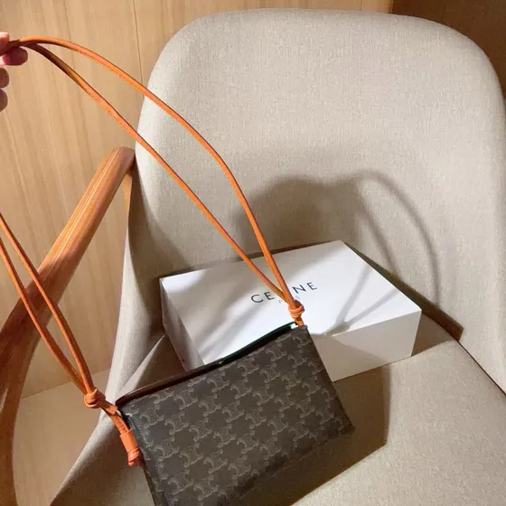 Celine Triomphe Парусина Мешочек Bag With Strap Tan Сумка на плечо