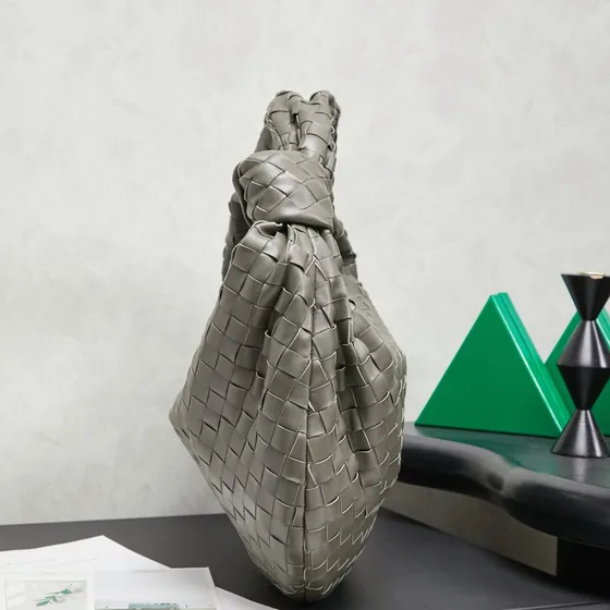 Bottega Veneta Jodie Серый Hobo