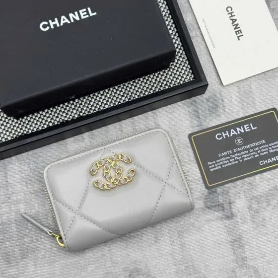 Chanel 19 Zipped Coin Purse Grey Card Holder