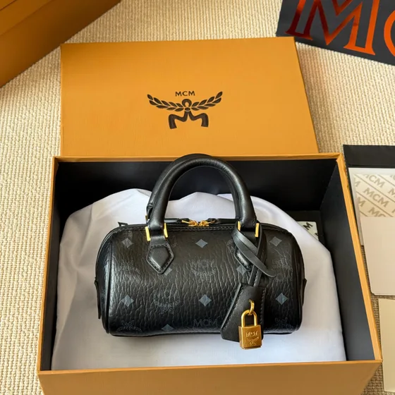 MCM Ella Boston Mini Nero Manico