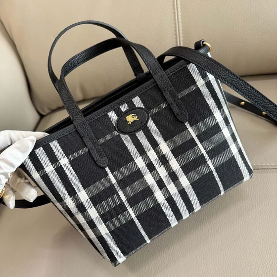 Burberry Mini Pelle Manico Tote Nero Borsa tote
