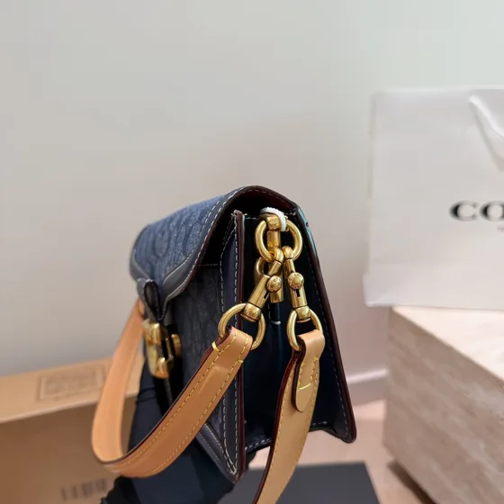 Coach Tabby Shoulder Bag 26 In Signature Chambray Xanh dương Shoulder Bag