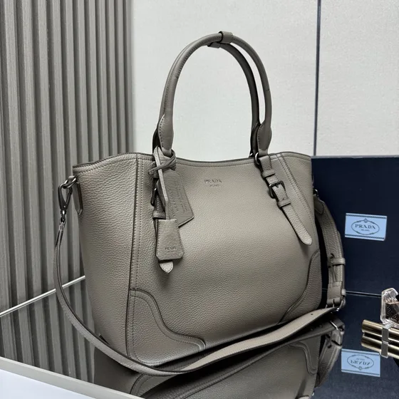Prada Piel Asa superior Bag Gray Asa superior