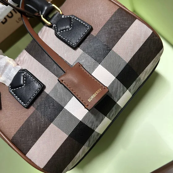 Burberry Check Mini Bowling Bag Brun Birch Check Topphandtag