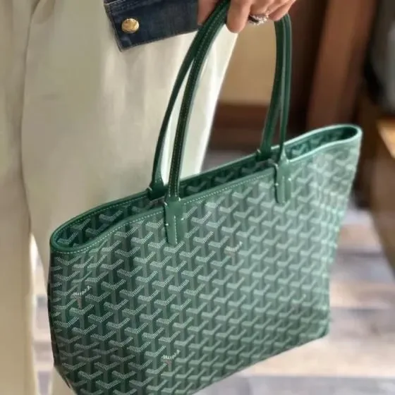 Goyard Saint Louis Pm Green Tote Bag