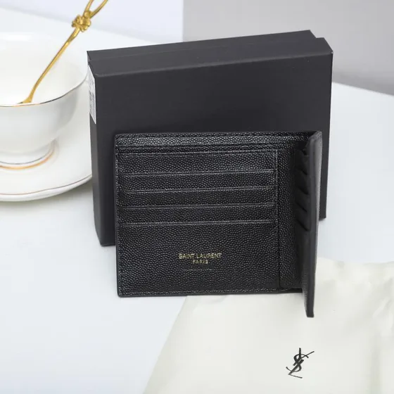 YSL Cassandre Matelassé East/West Wallet สีดำ Wallet