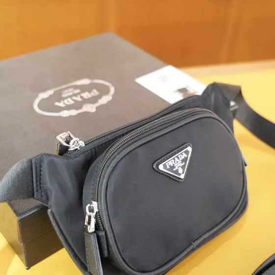 Prada Re-Nylon Saffiano Leder Belt Bag Schwarz Belt Bag