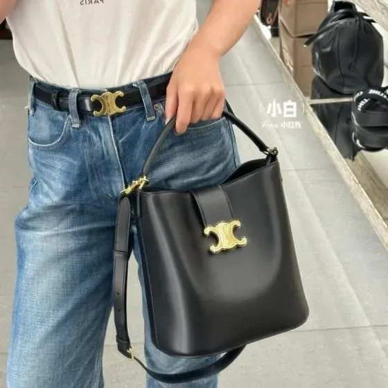 Celine Triomphe Bucket Sort Skuldertaske