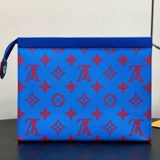 Louis Vuitton M14692 สีฟ้า Monogram Glow 27 x 21 x 6 cm casual
