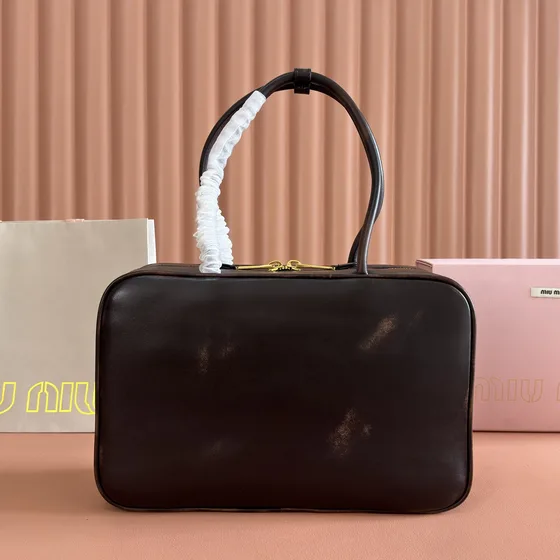 Miu Miu Кожа Top-Handle Bag Dark Коричневый Верхняя ручка