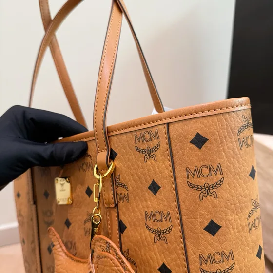 MCM Toni Tote Cognac/بني Tote Bag