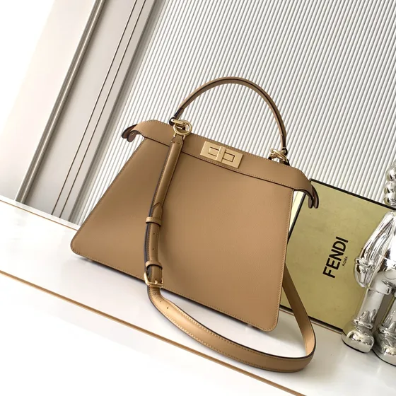 Fendi Peekaboo Iseeu Beige Top Handle
