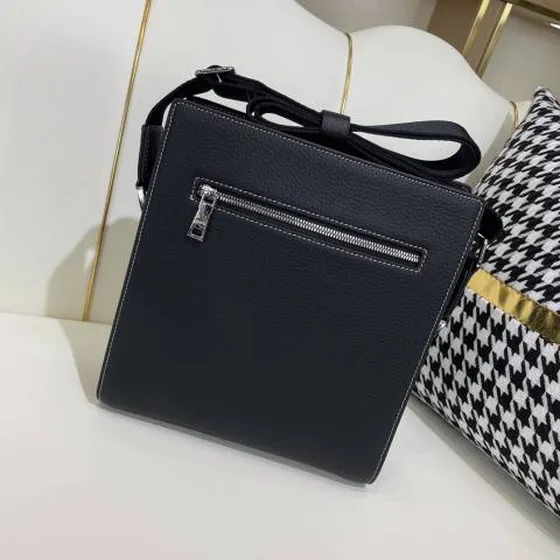 Hermes messenger Preto 24x26x6cm