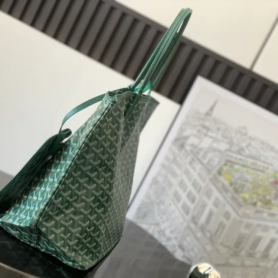 Goyard Saint Louis Gm Green Tote Bag